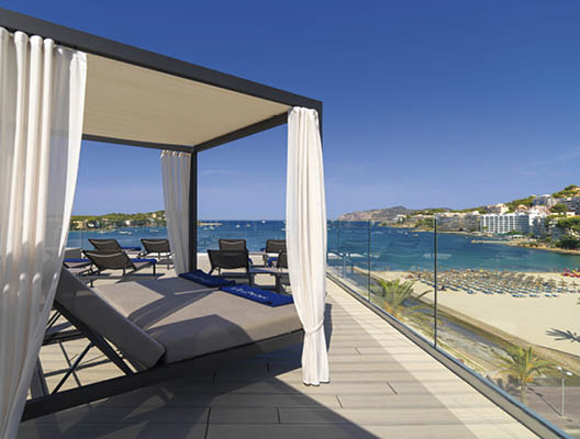 Copyright uses for H10 Hotels for sales and marketing promotions only.