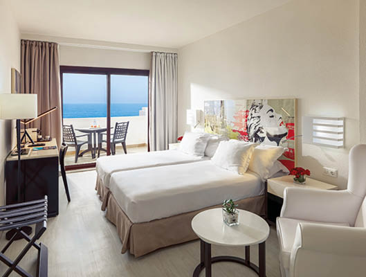 All copyrights reserved. Copyright uses for H10 Hotels for sales and marketing promotions.