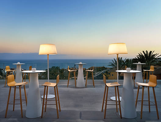 All copyrights reserved, this image on this site and it's copyright owned by the photographer. Image is not to be reprinted or reused without the express permission of the photographer who took it. Copyrihgt uses for Royal Garden Villas for sales and marketing promotions only