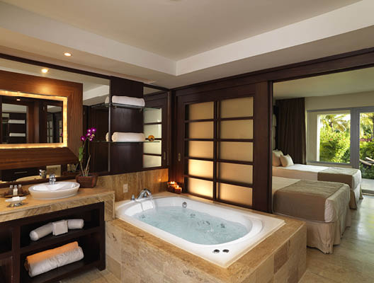 Habitación Paradisus Suite con jacuzzi doble