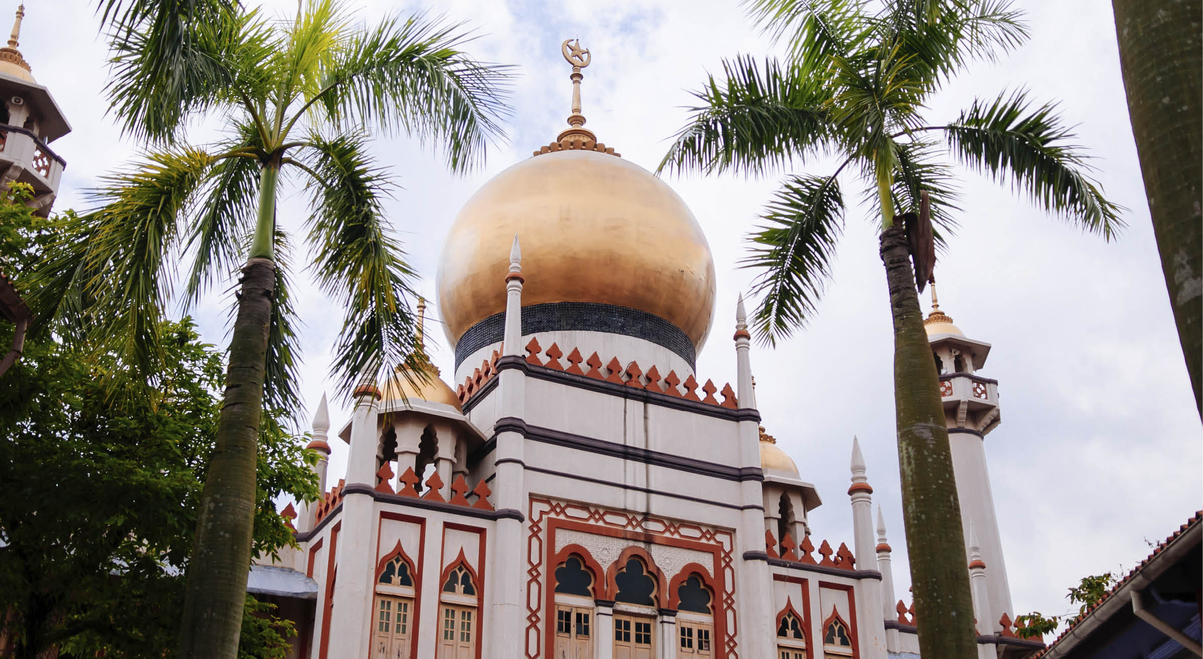 Golden dome of Masjid Sultan or Sultan mosque in Kampong Glam, Rochor district - Singapore